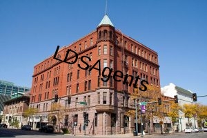 1024px-Guaranty_Bank_&_Trust_-_Cedar-Rapids,_Iowa