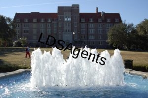 Fountain_in_FSU,_Tallahassee,_Florida